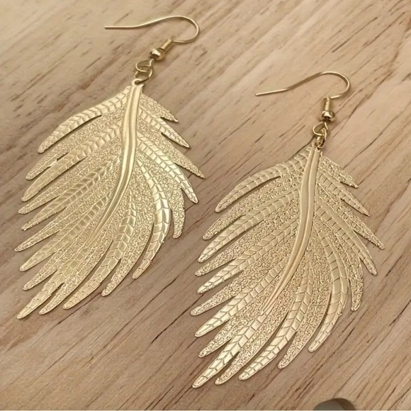 Free People Jewelry - ✨Free People Adra Gold Feather Earrings